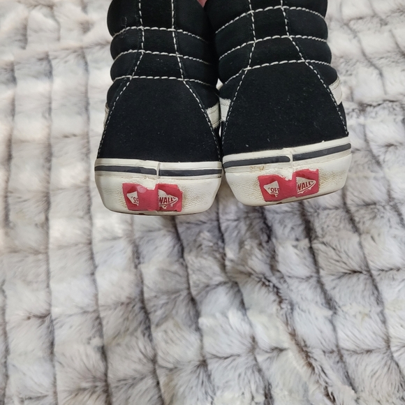 4/$25 Vans Kids Shoes used Great condition - Picture 8 of 10